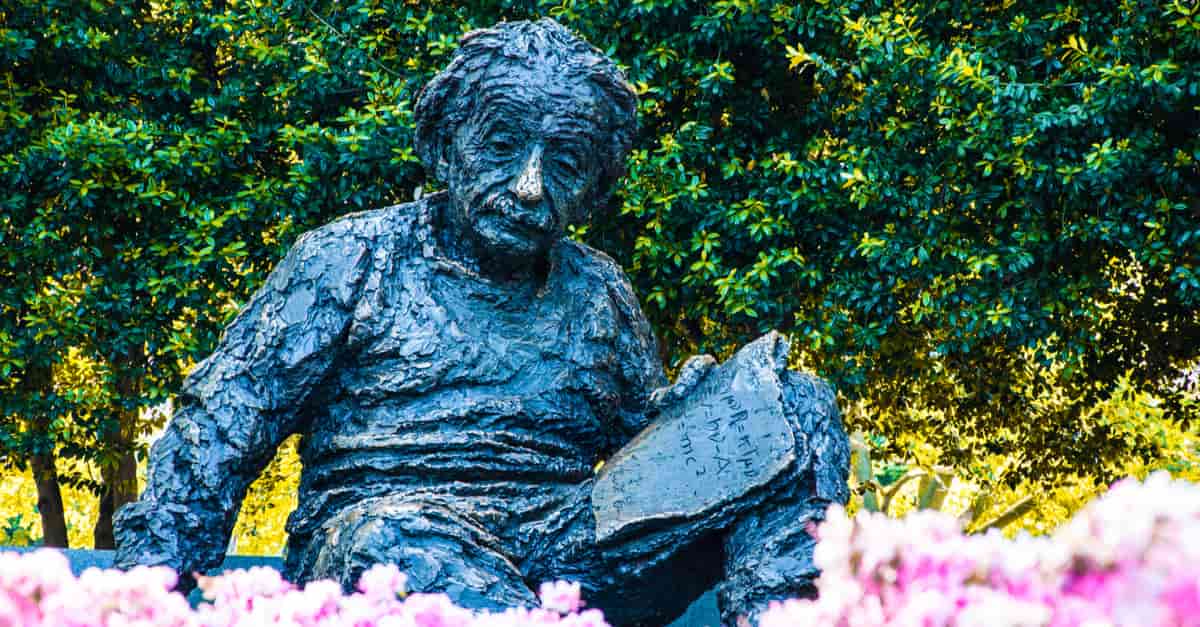 Albert Einstein Memorial Albert Einstein Memorial in at the National Academy of Sciences in Washington DC, USA